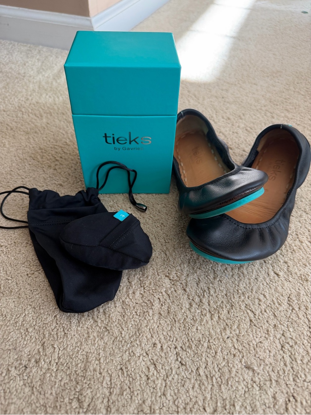 Tieks Black Leather Ballet Flats with Turquoise Sole